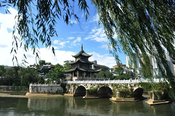 Guiyang ranks third nationally among top summer retreats for seniors