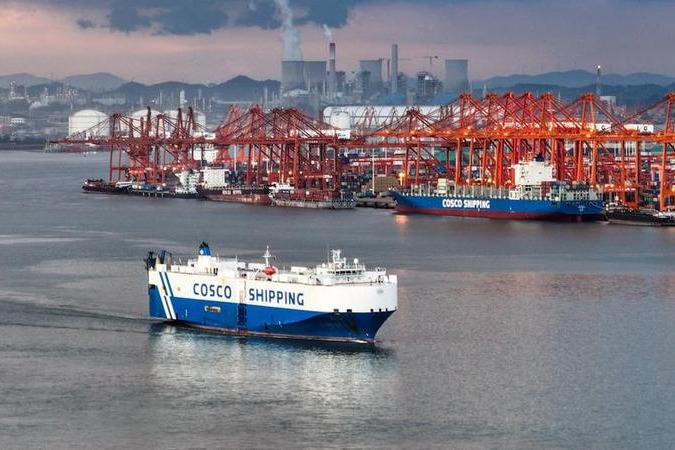 China's foreign trade up 4% in first 9 months