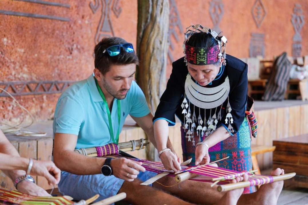 Baoting makes most of its ecological assets, spearheads rainforest protection