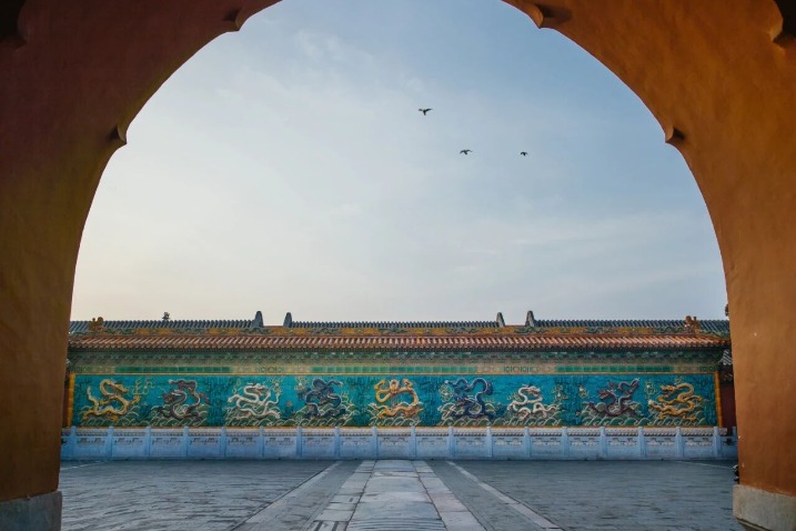 Palace Museum initiates its Treasure Gallery in 1958