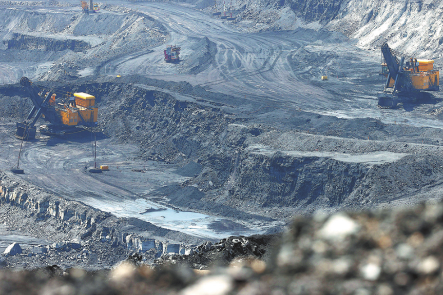 Smart technology makes coal mining safer and more efficient in Shanxi