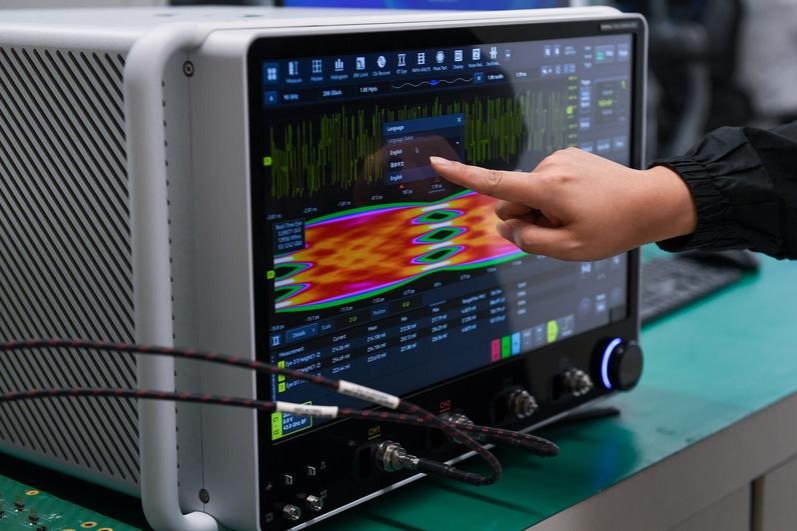 Chinese company marks major breakthrough in oscilloscope