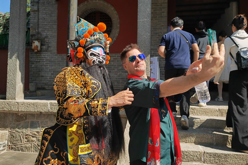 Ballet meets tradition with cultural fusion on Taishan Mountain