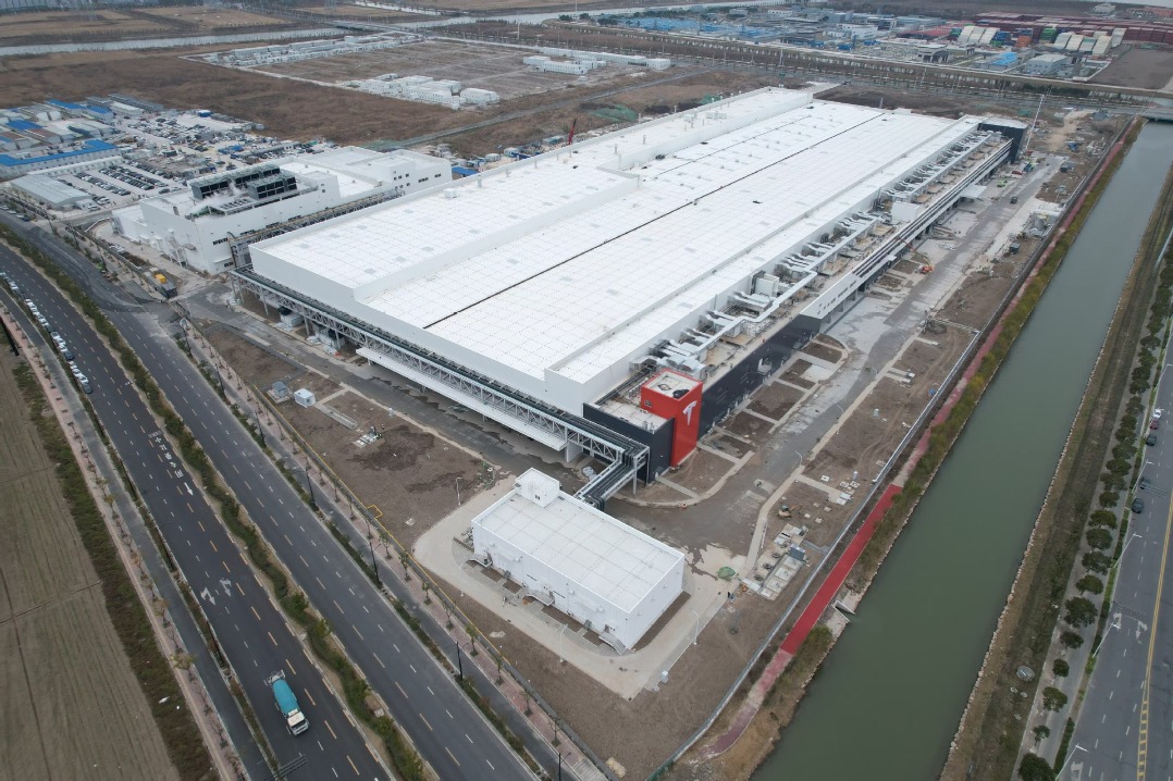 Tesla's Shanghai energy storage Megafactory begins trial production