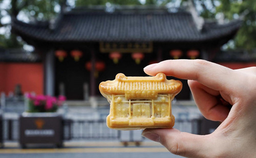 Quzhou's creative mooncakes gain popularity