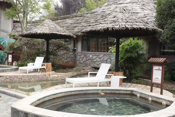 Four Seasons Guizhou renews hot spring experience