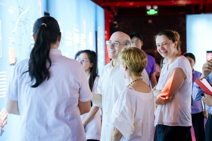 The Central-Axis Citywalk: Decoding the Ancient Capital's World Heritage