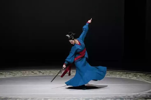 Dance drama reimagines a legendary beauty through time