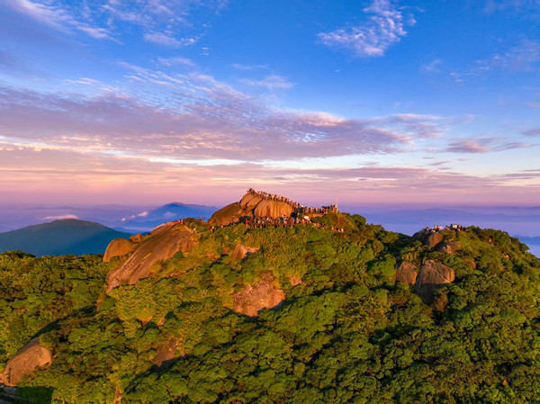 Guilin showcases progress in building world-class tourist city