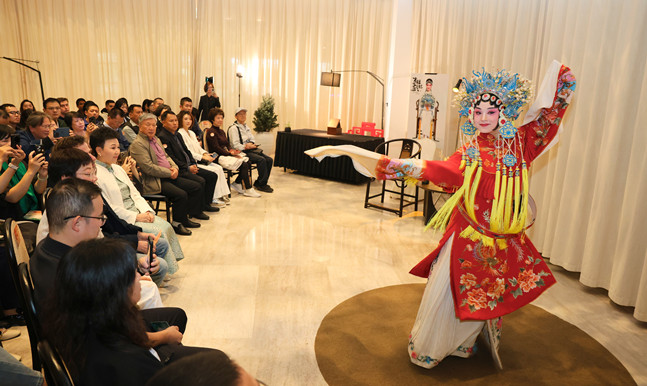 Chinese-Western theater dialogue, Guiju exhibition debut in Guilin