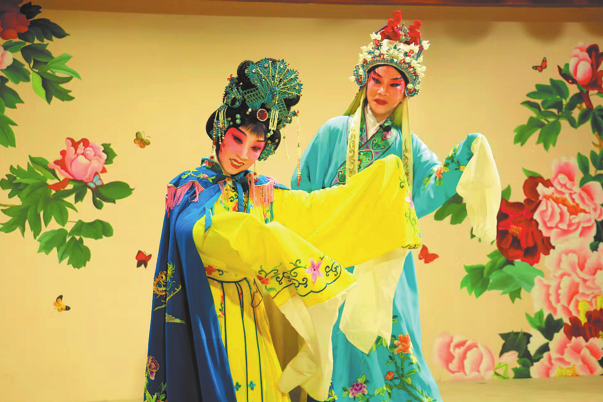 Singer's dedication to local opera undimmed by age