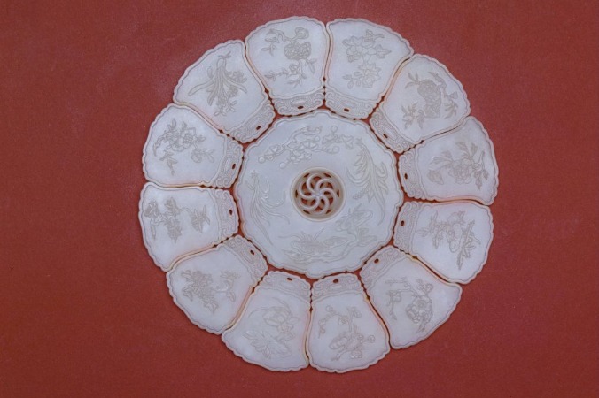 12 months and 12 flowers all in one Qing Dynasty jade pendant set