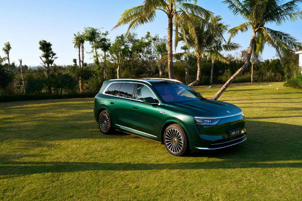 Reliability, responsiveness valued in smart car cabins