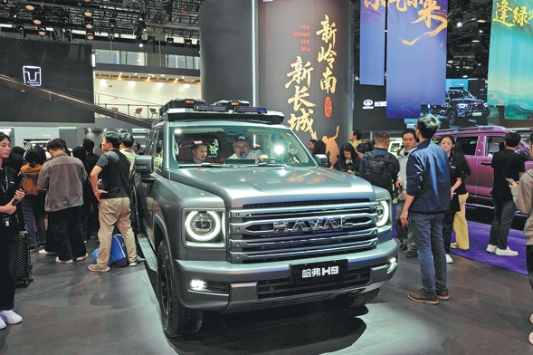 Auto market stays firm ahead of policy change