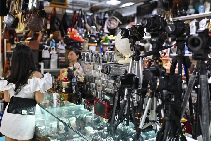 Second-hand economy gains traction in China