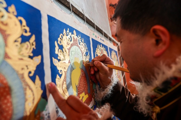 Heritage lives through the brush: Regong Thangka art
