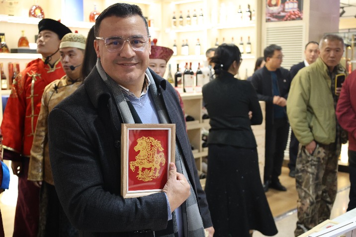 Cypriot ambassador calls for stronger people-to-people ties