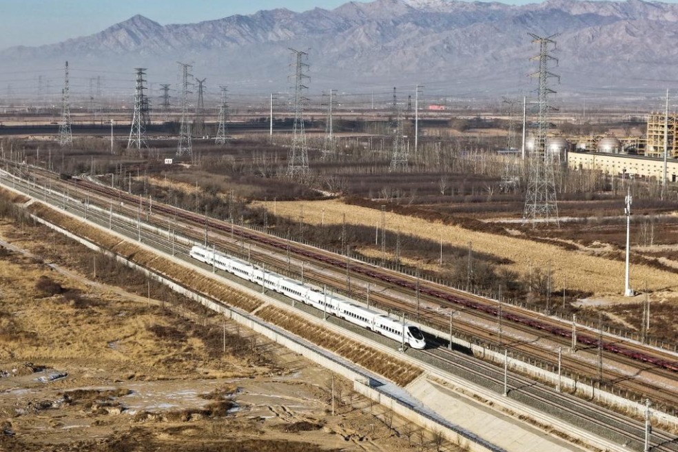 New high-speed rail links Inner Mongolia, Ningxia