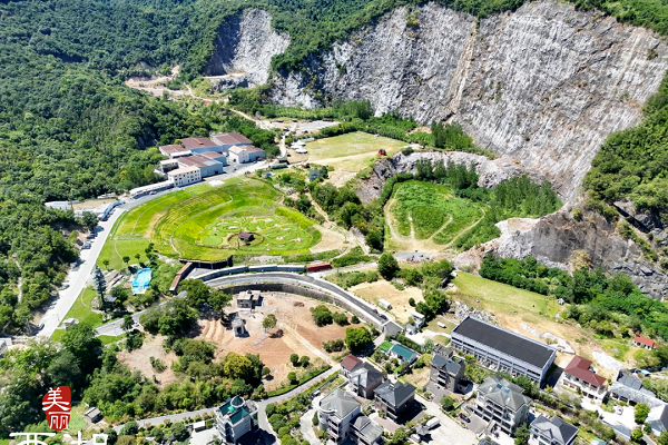 China's first outdoor robot testing ground launched in Hangzhou
