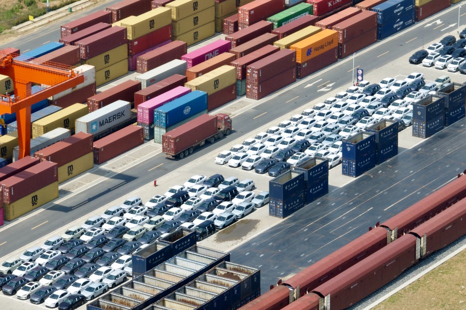 Forum stresses importance of opening-up