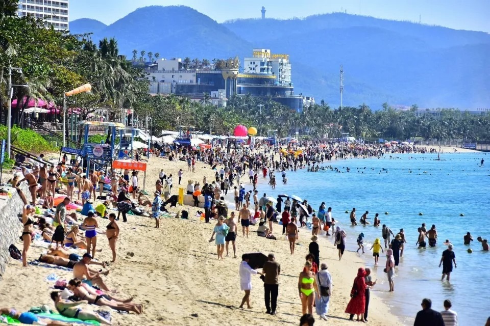 Sanya rises as magnet for Russian tourists