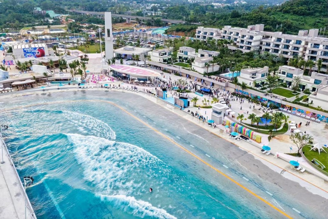 Hainan sees 100 million tourist arrivals, increased spending in 2025