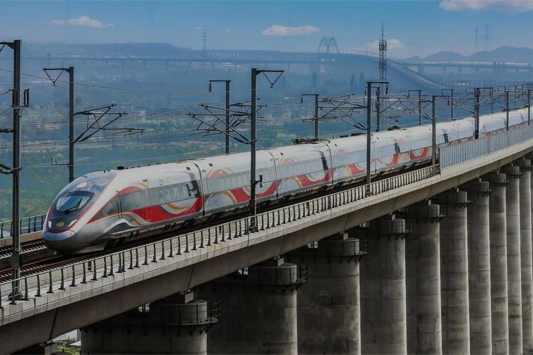 China's sacred revolutionary sites Zunyi, Yan'an to be connected by high-speed rail