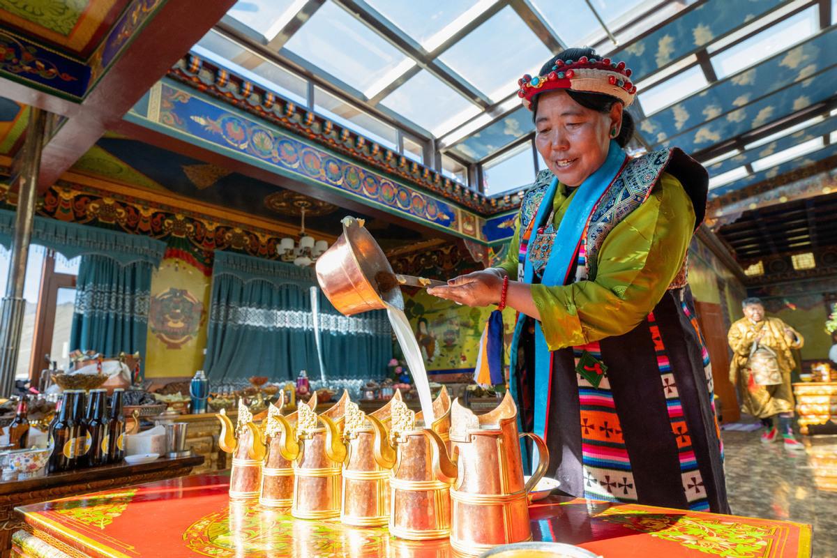 China's Xizang sees steady tourism growth in 2025