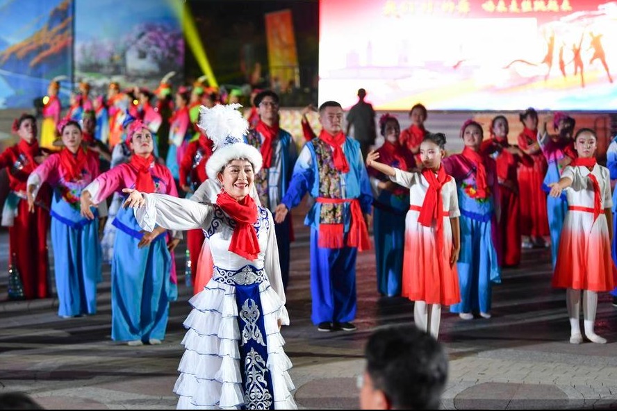 China's law on ethnic affairs takes effect, bolsters legal basis for ethnic unity