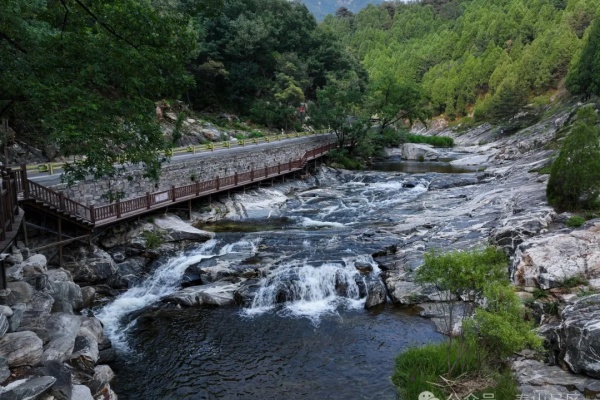 Seeking serenity in summer at Taishan Mountain's Caishixi
