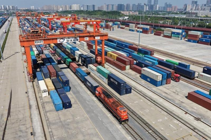 Foreign trade to maintain momentum